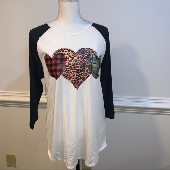 Lularoe Tee, sz L - Picture 1 of 7